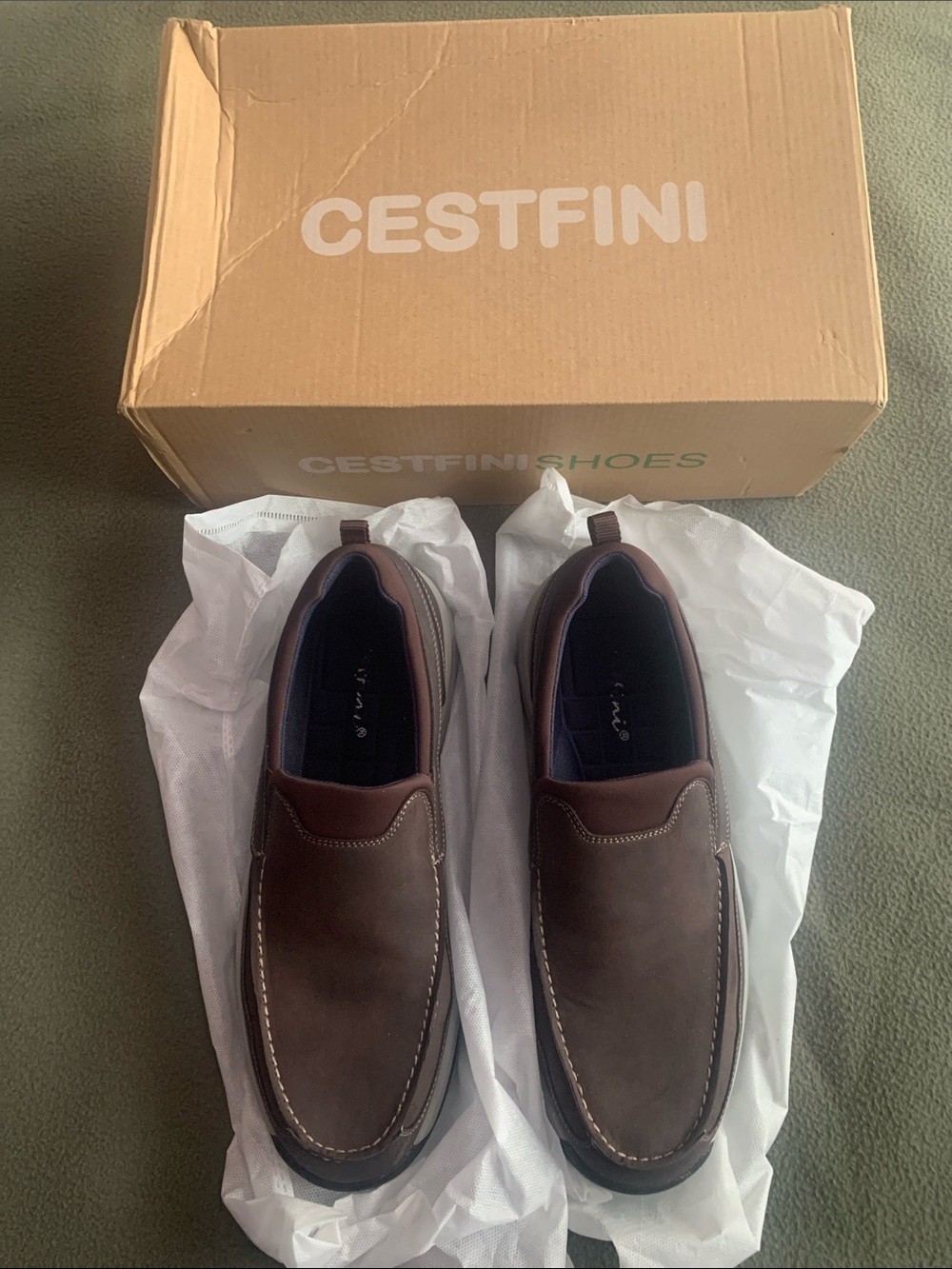Men’s Cestfini Loafers. Taupe. Size 11M.